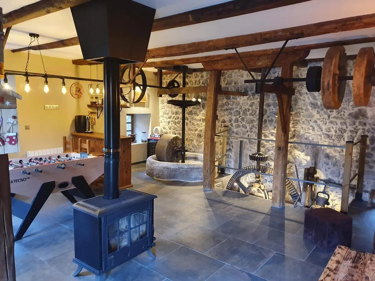 Le Moulin Du Cheix Bed & Breakfast Saint-Diery 0*,  France